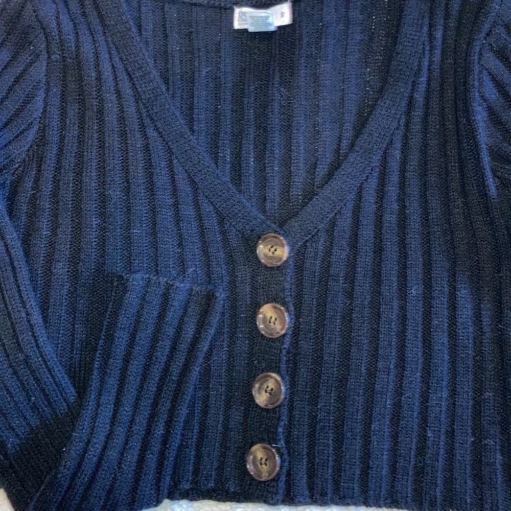 Black Button-up Cropped Sweater